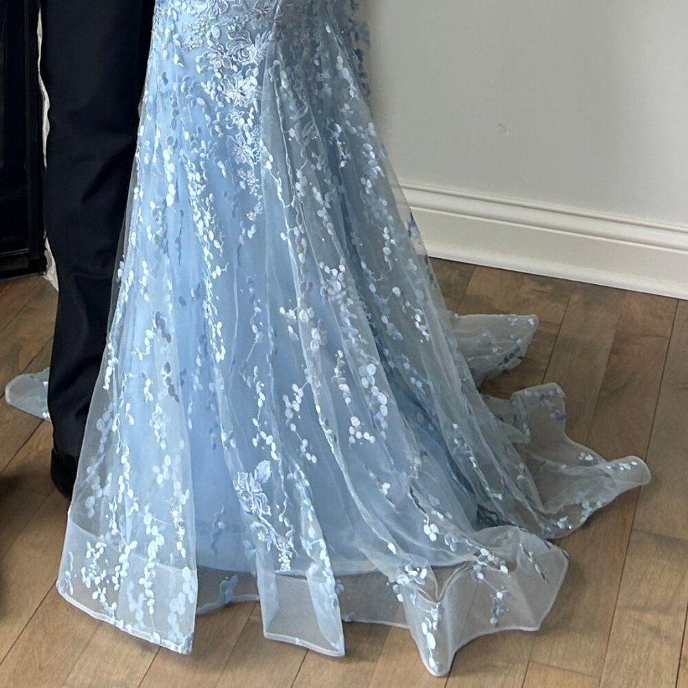 Gorgeous Ellie Wilde Prom Dress - Picture 6 of 6
